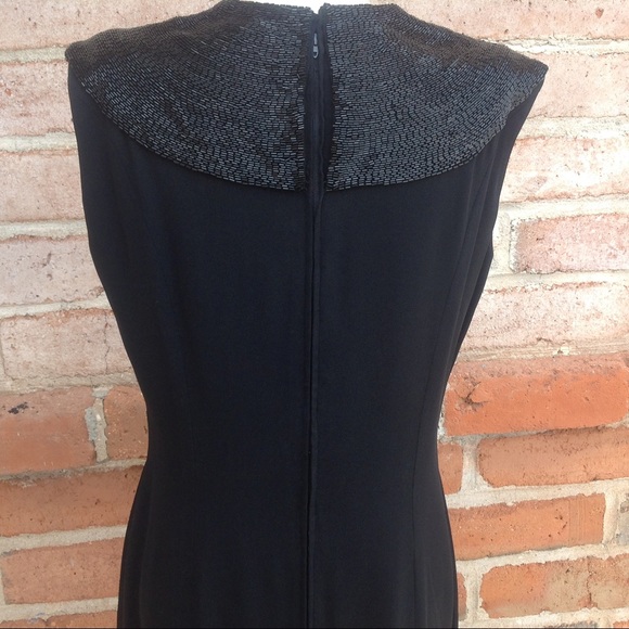 Vintage "I. Magnin" black dress with bead trim - Picture 5 of 6